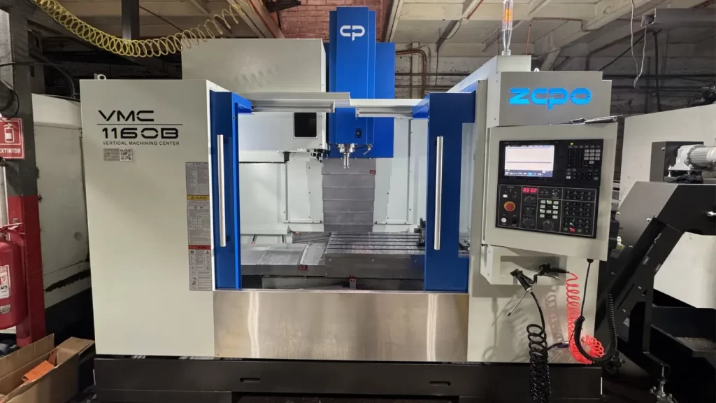 Centro de Mecanizado ZOPO VMC1160B instalado por el Equipo de CNC Chile LTDA
